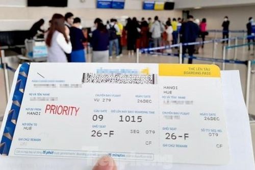 Tăng trần giá vé máy bay nội địa từ 1/3