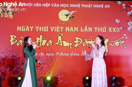 Ngày thơ Việt Nam lần thứ 22 tại Nghệ An với chủ đề 'Bản hòa âm đất nước'