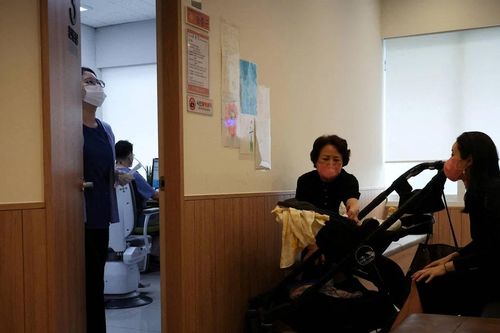 Thêm góc nhìn khác vào cuộc khủng hoảng y tế quy mô lớn ở Hàn Quốc
