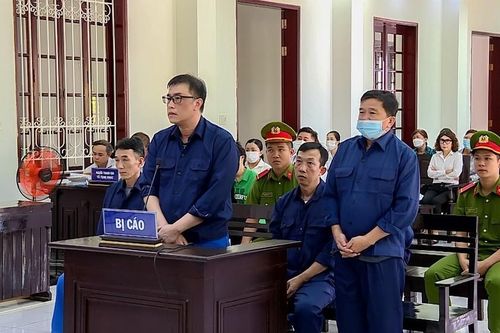 Gây thất thoát hàng trăm tỷ đồng, nhóm cựu cán bộ ngân hàng lĩnh án