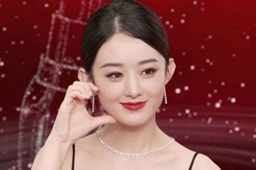 Triệu Lệ Dĩnh được một nhân vật đặc biệt chi mạnh tay, tạo ra kỷ lục chưa từng có trong showbiz