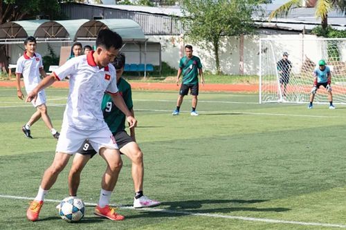 Phát triển bóng đá phong trào