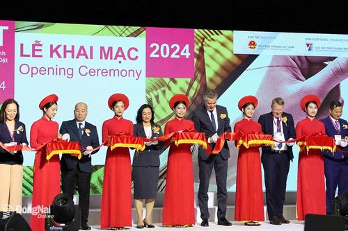 Năm 2024, ngành dệt may Việt Nam đặt mục tiêu xuất khẩu 44 tỷ USD