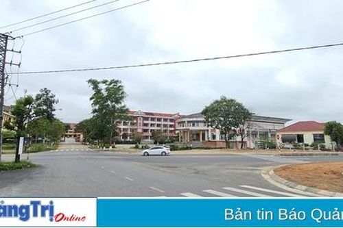 Đề nghị lắp đèn tín hiệu giao thông tại nút giao ngã tư trước cổng Trường Cao đẳng sư phạm Quảng Trị