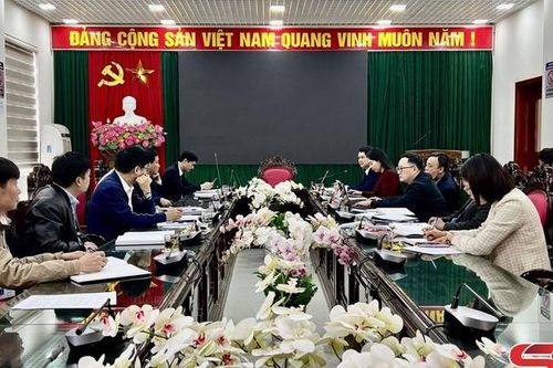 Đồng chí Chủ tịch Ủy ban MTTQ Việt Nam tỉnh làm việc tại huyện Phù Yên