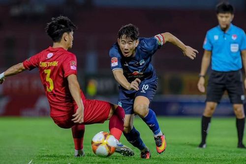 Ra mắt loạt tân binh, HAGL vẫn đứng chốt sổ tại V-League