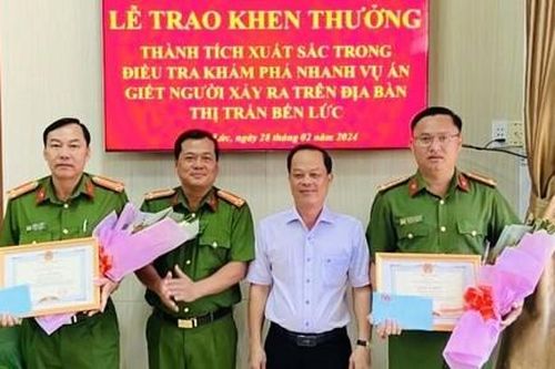 Thưởng nóng các đơn vị công an phá nhanh vụ án giết người