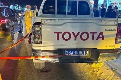 Khởi tố nam thanh niên đi xe kẹp 3, thông chốt đo nồng độ cồn