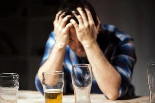 Điều gì khiến bạn tự ti, mặc cảm thấp kém?