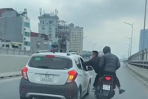 Từ vụ chặn ô tô, đánh người trên Vành đai 2: Chống trả thế nào là phòng vệ chính đáng?
