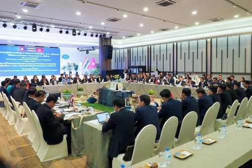 Đẩy mạnh cơ chế hợp tác toàn diện giữa 9 tỉnh của Việt Nam, Lào và Thái Lan