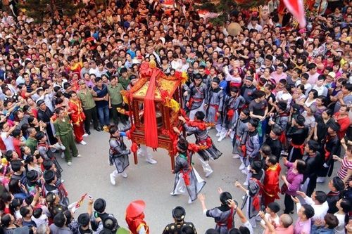 Đi tìm giá trị của lễ hội