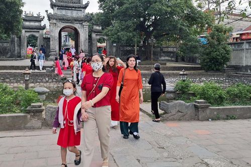 Để du lịch tâm linh sôi động 4 mùa