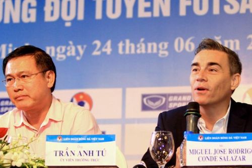 'Madam Pang' mời cựu HLV futsal Việt Nam dẫn dắt Thái Lan