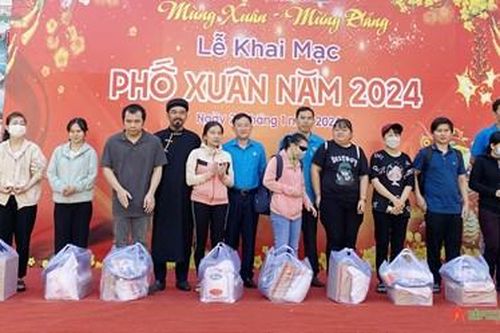 TP Hồ Chí Minh: Hơn 614 tỷ đồng chăm lo Tết đến đoàn viên, người lao động