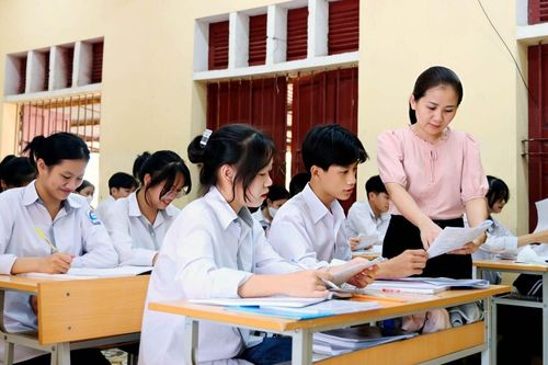Gỡ rào cản chuyển trường với học sinh học Chương trình mới