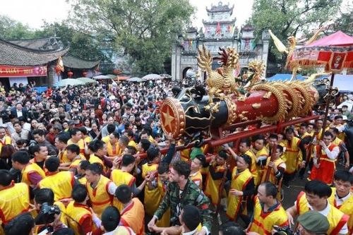 Từ vấn nạn 'biến tướng lễ hội': Đừng để niềm tin tâm linh bị trục lợi!