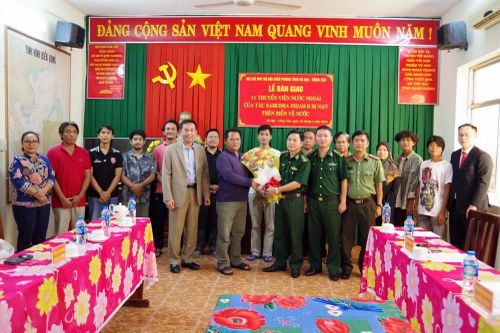 Bàn giao 11 thuyền viên tàu Indah II bị nạn trên biển cho Indonesia và Malaysia