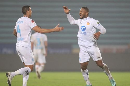 Vòng 11 V-League 2023 - 2024: Quyết liệt và kịch tính
