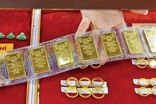 Với cách quản lý hiện nay, vàng SJC vẫn cao 'chót vót' so với thế giới