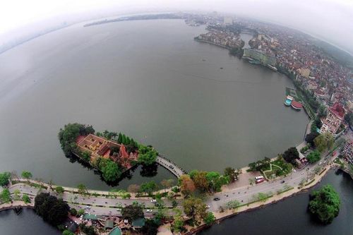 Hà Nội cho phép kinh doanh một số dịch vụ trên mặt nước Hồ Tây