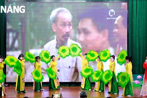 Sôi nổi hội thi 'Tiếng hát phụ nữ Thanh Khê'