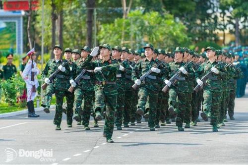 Cán bộ, chiến sĩ Bộ Chỉ huy Quân sự tỉnh sẵn sàng vượt nắng, thắng mưa ra quân huấn luyện năm 2024