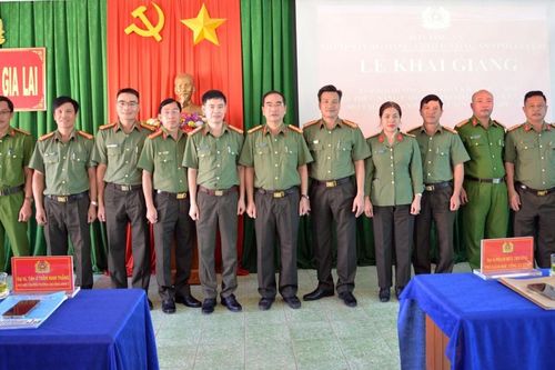 Gia Lai cập nhật kiến thức mới cho cán bộ Công an xã