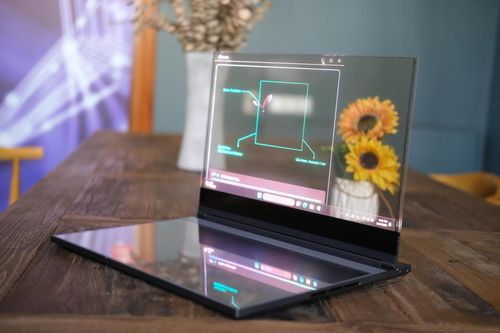 Chiếc laptop màn hình trong suốt đầu tiên trên thế giới