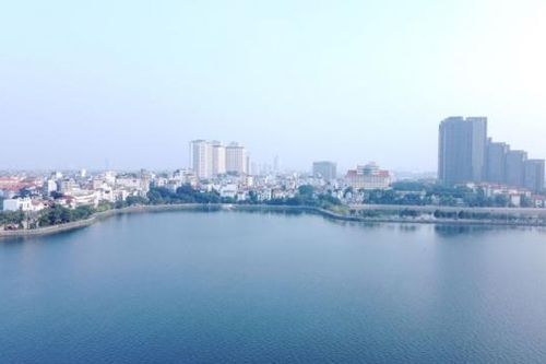Hà Nội: Cho phép kinh doanh bay dù lượn và sân tập golf trên mặt nước Hồ Tây
