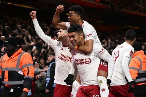 Man Utd sẽ chạm trán Liverpool tại tứ kết FA Cup