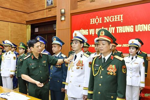 Lễ phục mới của Quân đội quy định như thế nào?