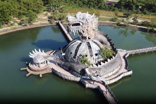 Công viên 'ma mị' ở Huế sẽ ra sao sau khi tượng Rồng khổng lồ bị đập bỏ?