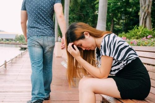 Bất ngờ nhận được thỏa thuận lạ lùng, tôi choáng váng trước bí mật đáng sợ của chồng