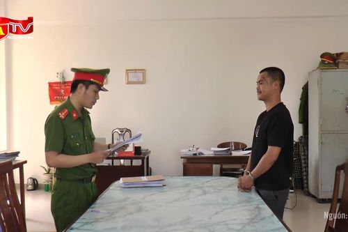 Thầy bói 'online' chiếm giữ trái phép gần 300 triệu đồng khách hàng chuyển khoản nhầm
