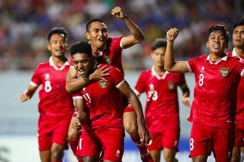 Sợ tuyển thủ U23 chống lệnh tập trung, Indonesia vội sửa luật giải quốc gia