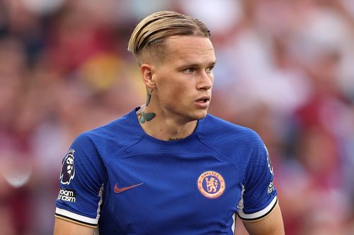 Ngôi sao 100 triệu euro là 'kẻ xui xẻo' của Chelsea?