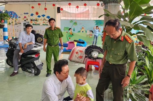 Tiền Giang: Bắt đối tượng ngáo đá khống chế hai trẻ mầm non
