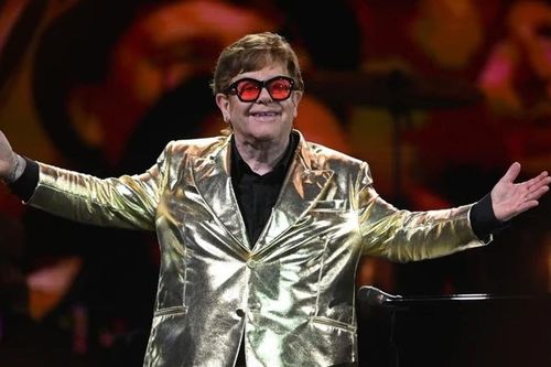 Bộ sưu tập của danh ca Elton John được đấu giá hơn 20 triệu USD