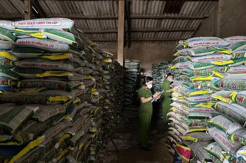 Công an tỉnh Quảng Ngãi triệt phá đường dây sản xuất, buôn bán hơn 271 tấn phân bón giả liên tỉnh