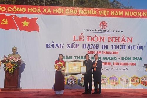 Huyện Núi Thành đón nhận Bằng xếp hạng di tích Quốc gia danh lam thắng cảnh Bàn Than, Hòn Mang, Hòn Dứa
