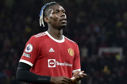 Trụ cột một thời của Man Utd nhận án phạt cực sốc