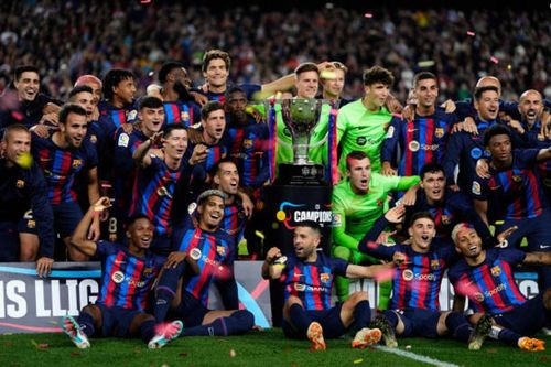 Barca có loạt quyết định quan trọng