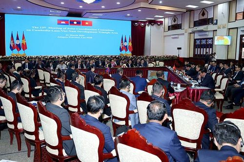 Việt Nam đã đầu tư 110 dự án với tổng vốn đầu tư 3,7 tỷ USD vào Khu vực Tam giác phát triển CLV
