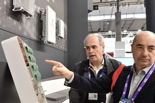 Sóng 5G Việt Nam lần đầu tiên phát tại cộng đồng di động thế giới