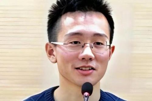Chàng trai 14 tuổi đỗ đại học, 27 tuổi làm trợ lý giáo sư