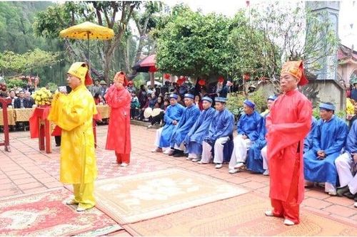 Quỳnh Lưu (Nghệ An): Đặc sắc Lễ hội Đền Quy Lĩnh