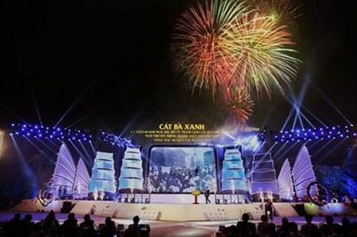 Tổ chức bắn pháo hoa nổ tầm thấp tại Chương trình Lễ hội huyện Cát Hải năm 2024