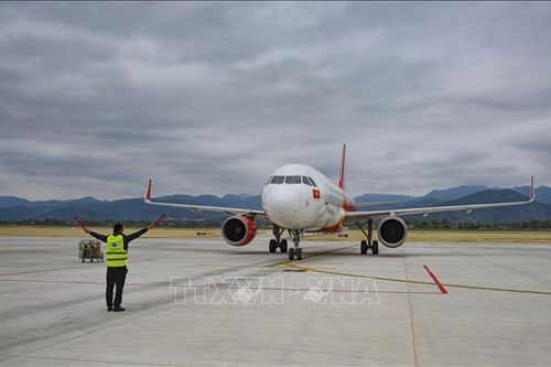 Điểm tin nóng ngày 1/3: Tăng trần giá vé máy bay nội địa; điện thoại 2G không hợp chuẩn bị chặn sóng
