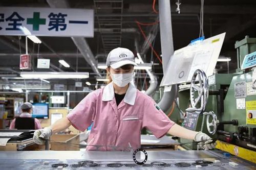 Hoạt động sản xuất của Nhật Bản sụt giảm nhiều nhất trong hơn 3 năm